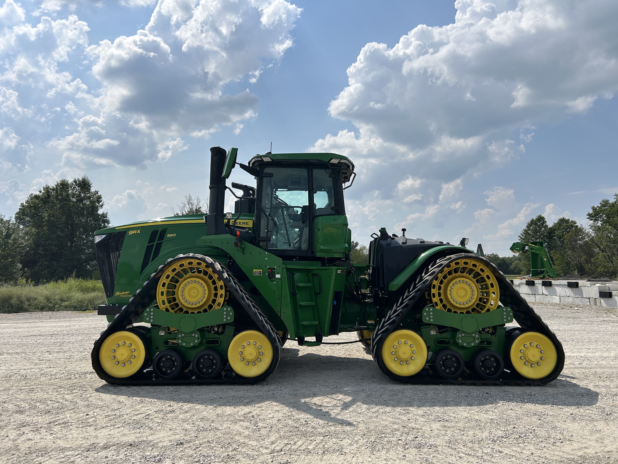  2023 John Deere 9RX 590 at Heritage Tractor in Pittsburg, KS