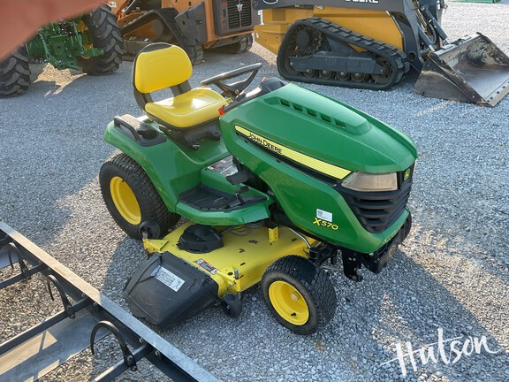 Photo of 2016 John Deere X570