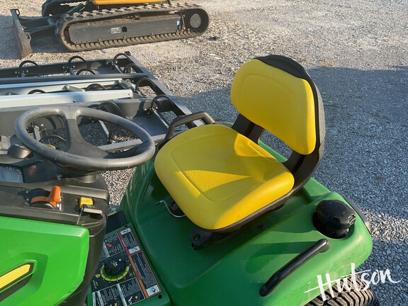 Photo of 2016 John Deere X570