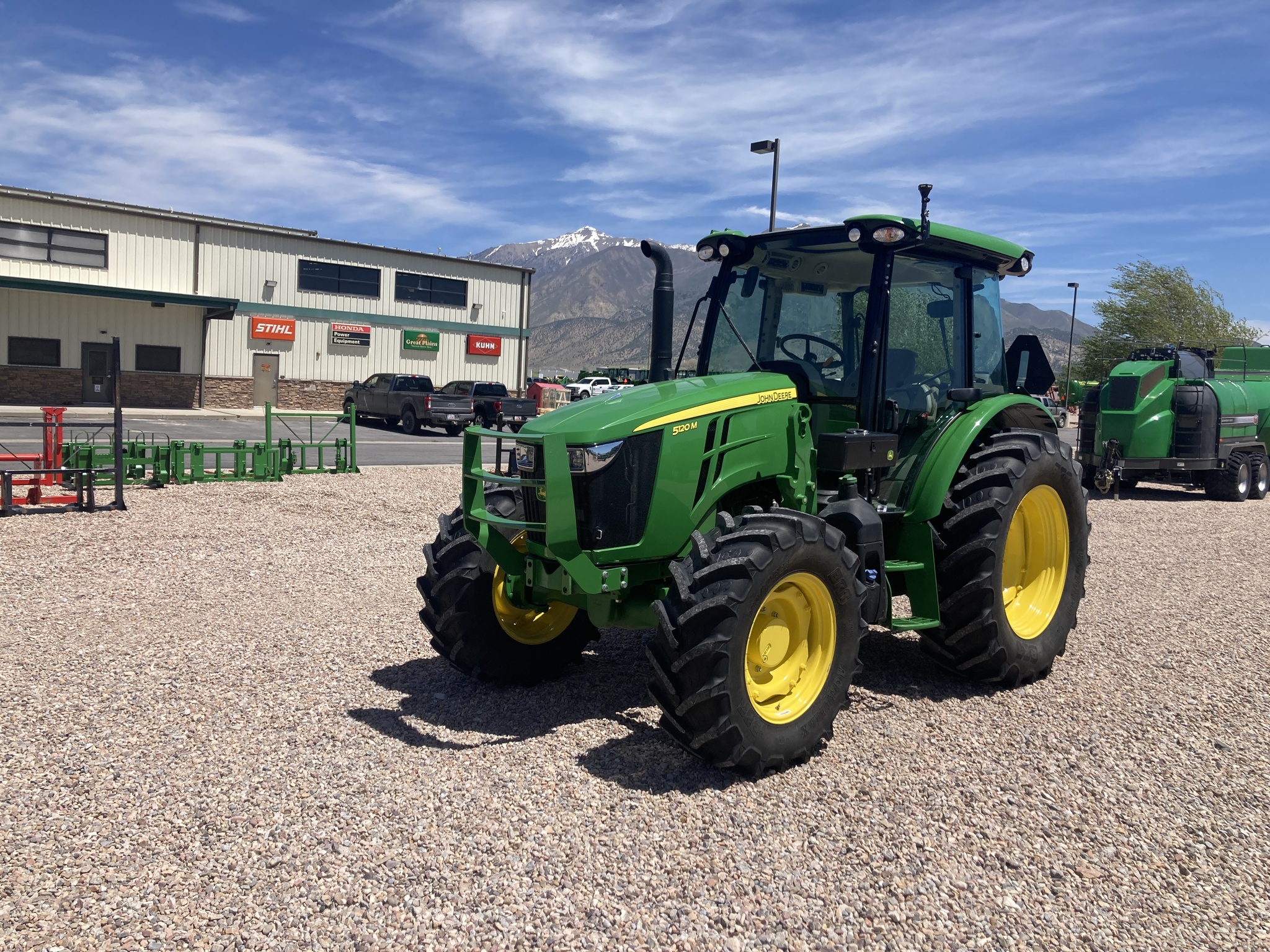 2024 John Deere 5120M Image 1