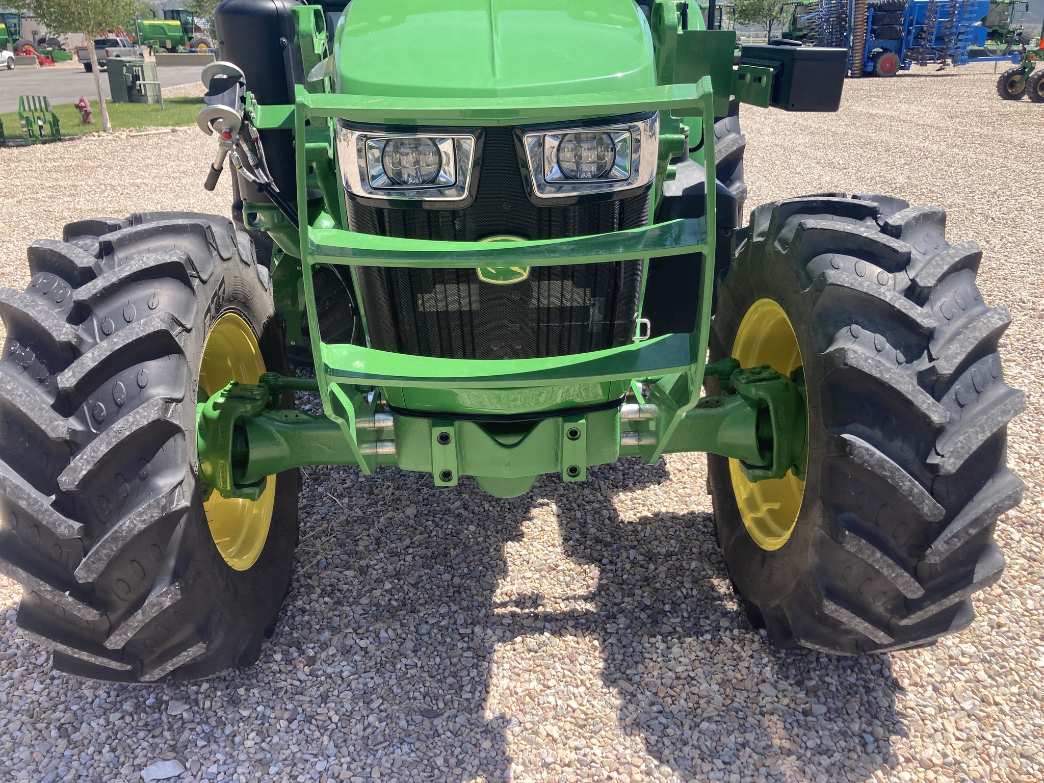 2024 John Deere 5120M Image 9