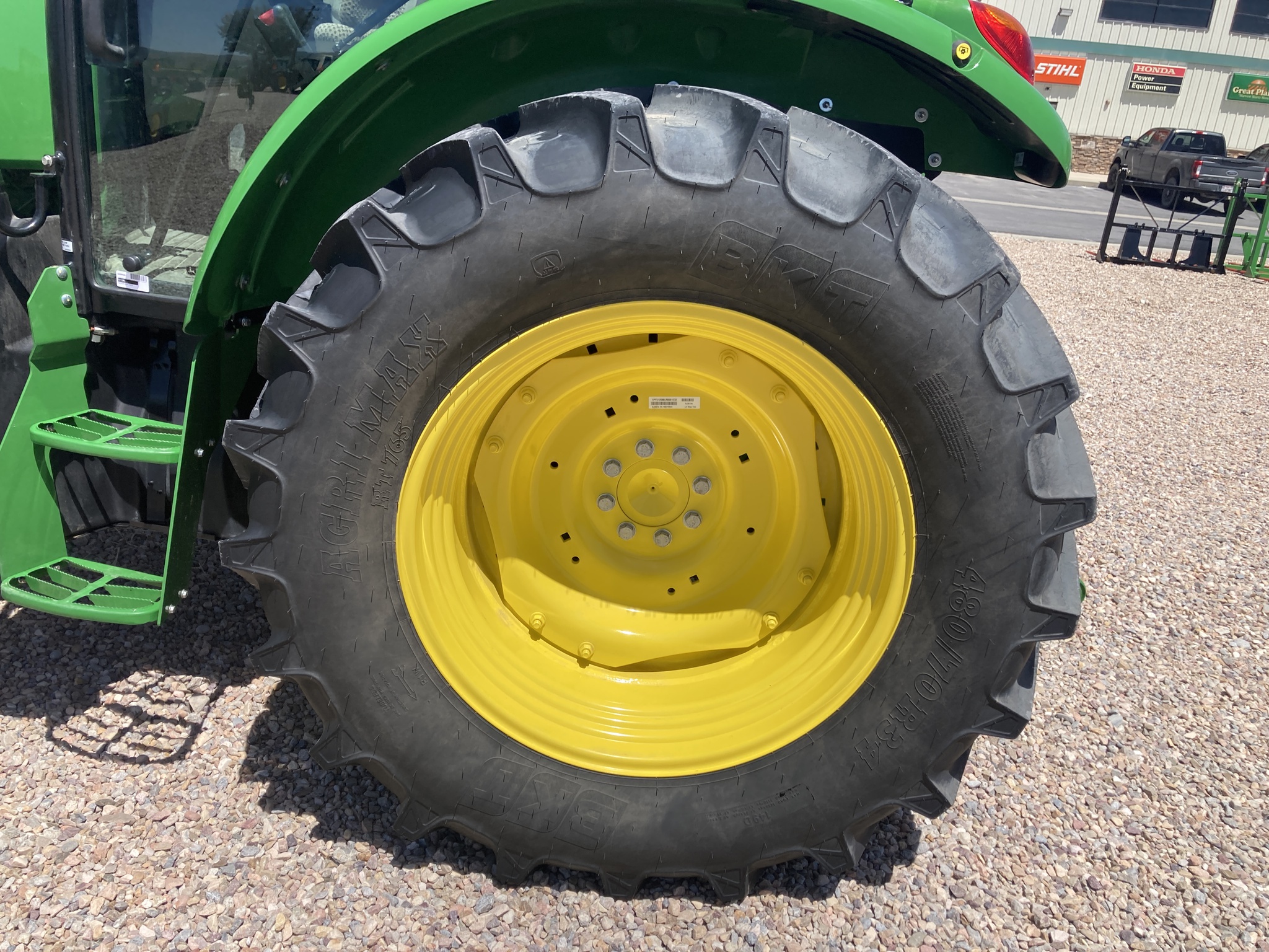 2024 John Deere 5120M Image 20