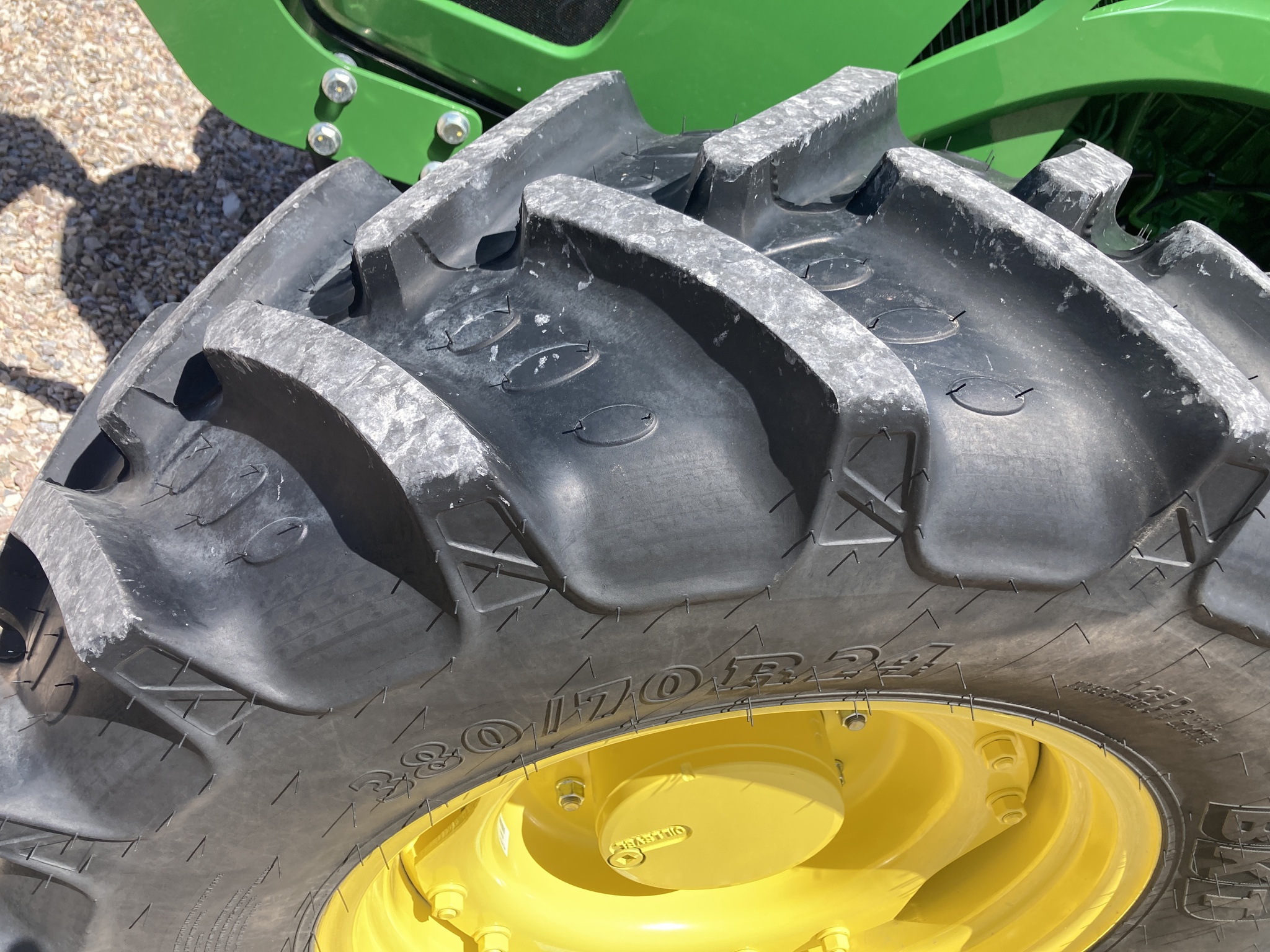 2024 John Deere 5120M Image 18