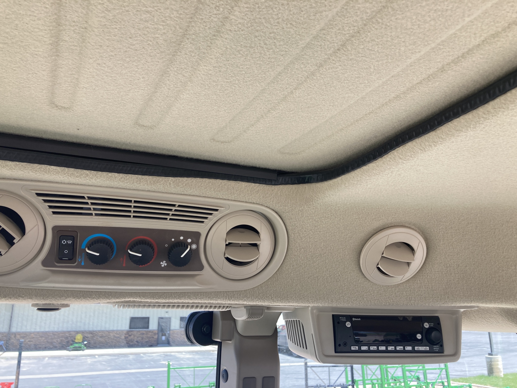 2024 John Deere 5120M Image 30