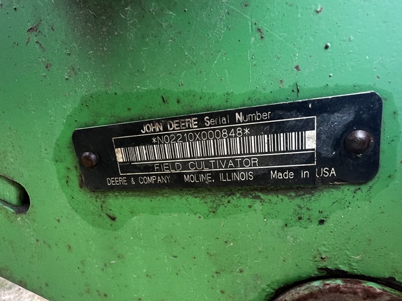2004 John Deere 2210 - Photo34