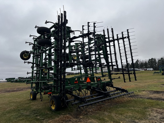 2004 John Deere 2210 - Photo5