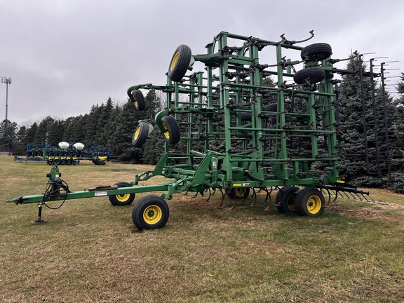 2004 John Deere 2210 - Photo6