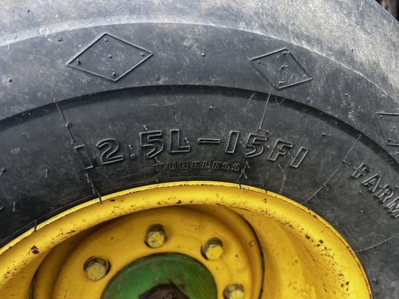 2004 John Deere 2210 - Photo9