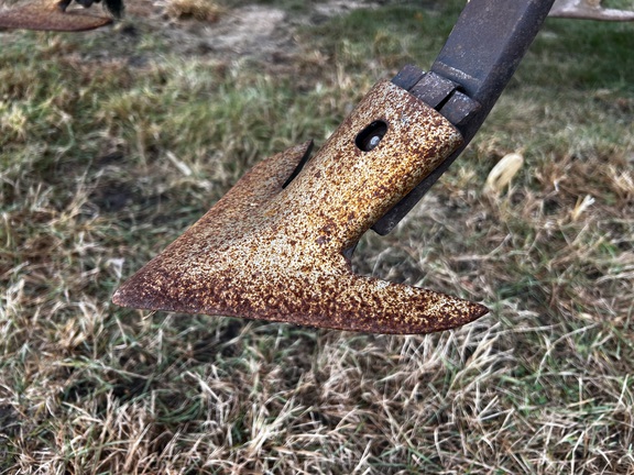 2004 John Deere 2210 - Photo15