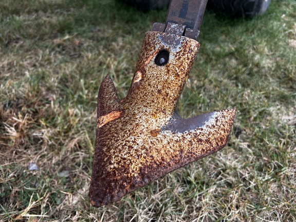 2004 John Deere 2210 - Photo16