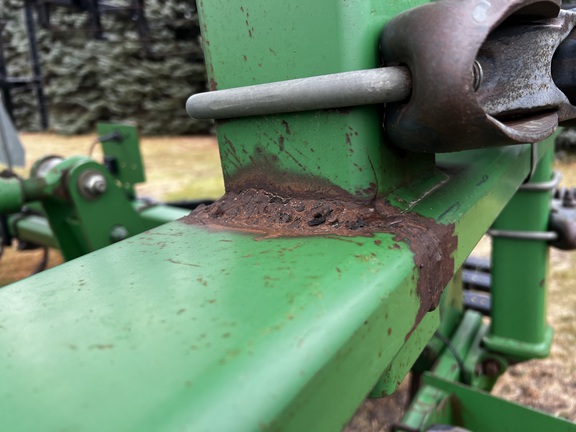 2004 John Deere 2210 - Photo30