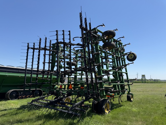 2004 John Deere 2210 - Photo2