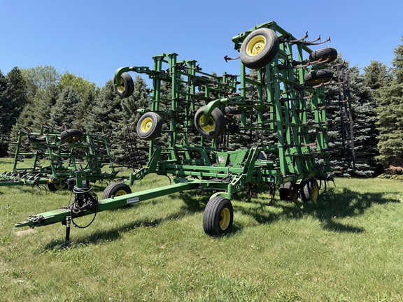 2004 John Deere 2210 - Photo5