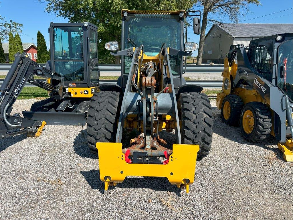 2021 John Deere 304L Image 2