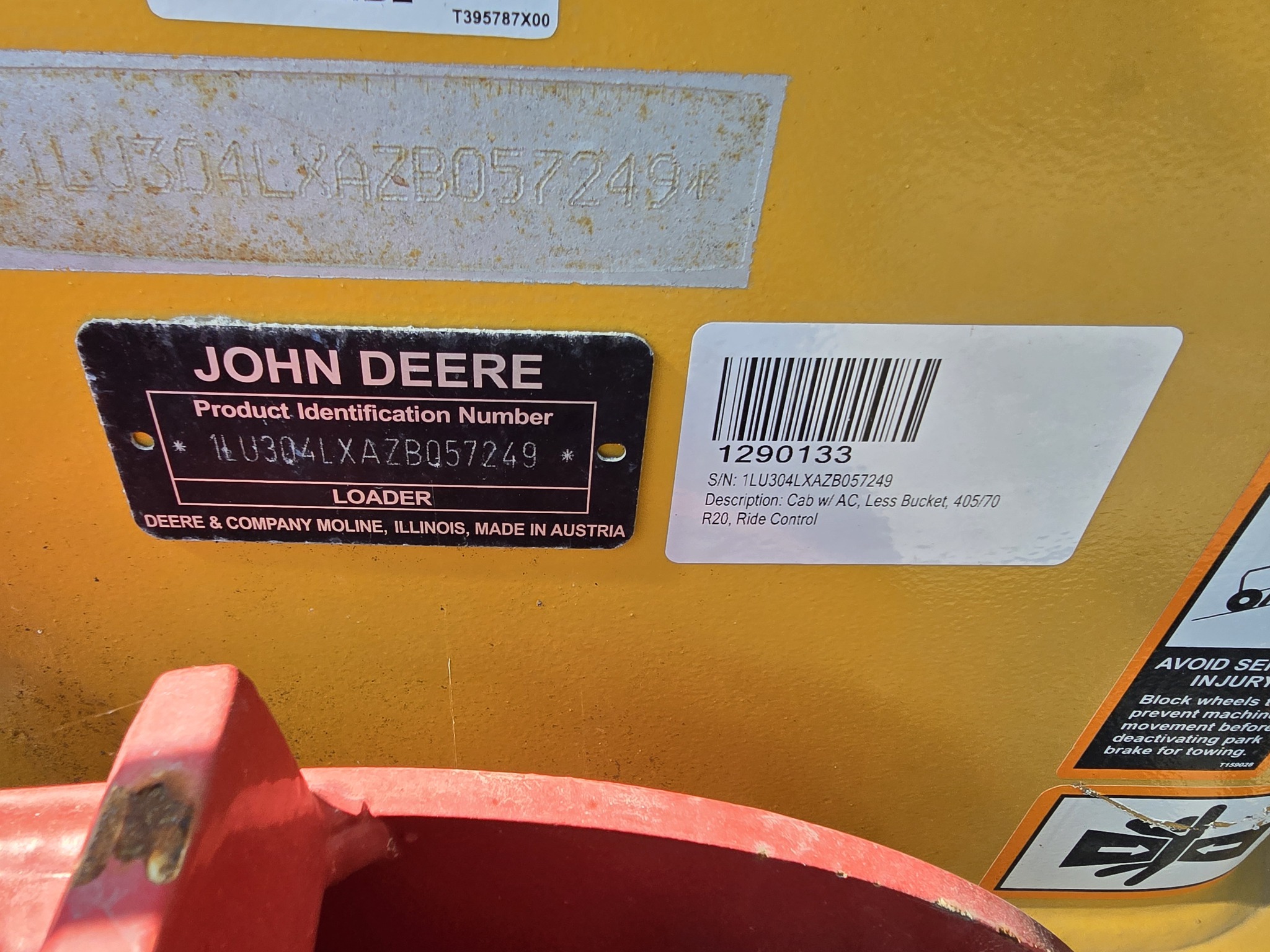 2021 John Deere 304L Image 19