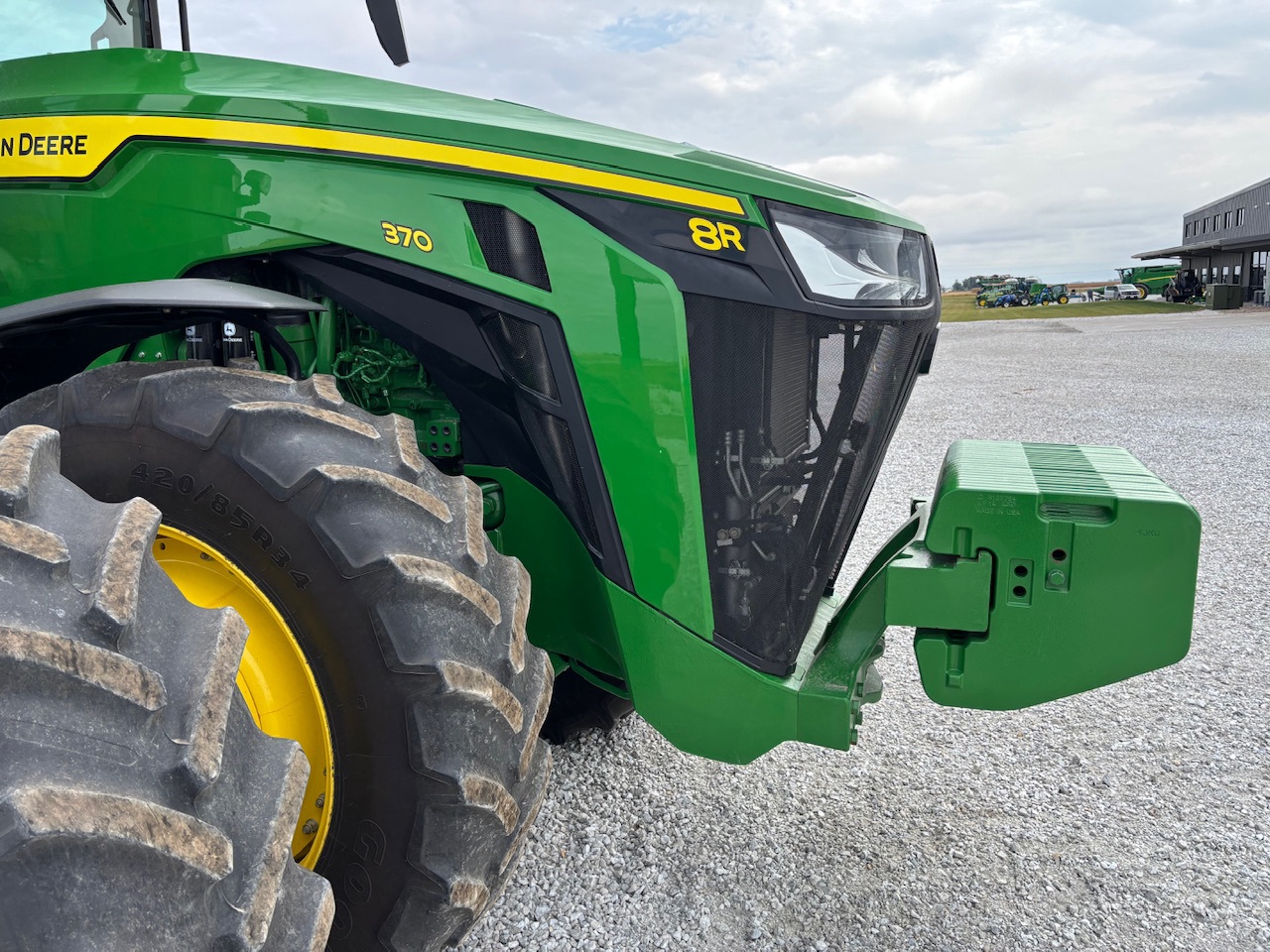  2020 John Deere 8R 370 at Heritage Tractor in Macomb, IL
