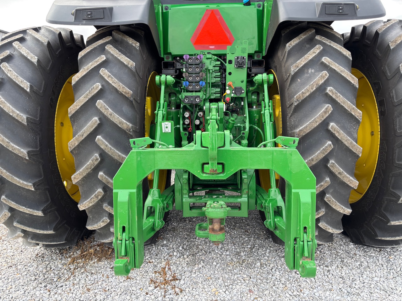  2020 John Deere 8R 370 at Heritage Tractor in Macomb, IL