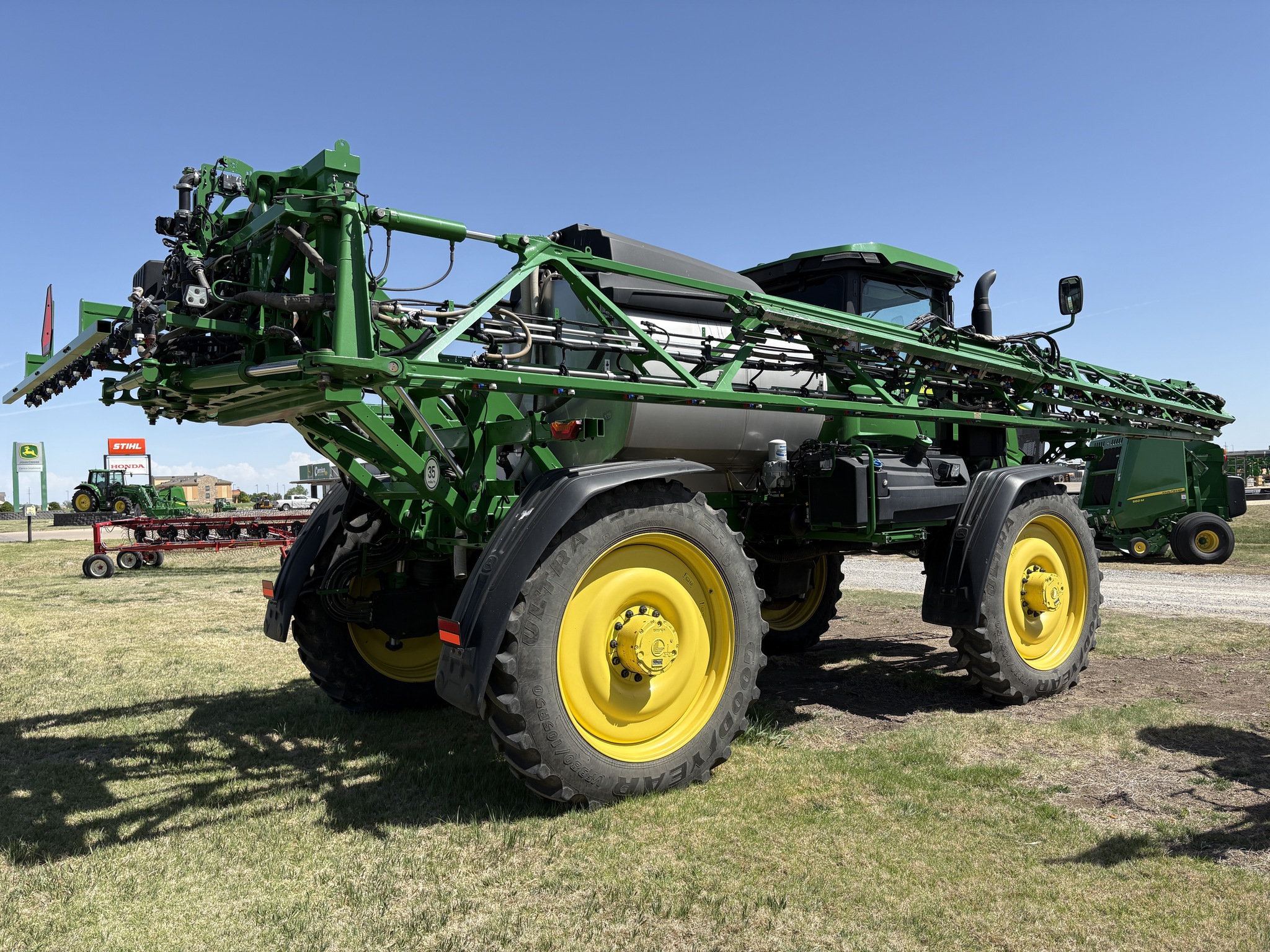 2024 John Deere 612R Image 2