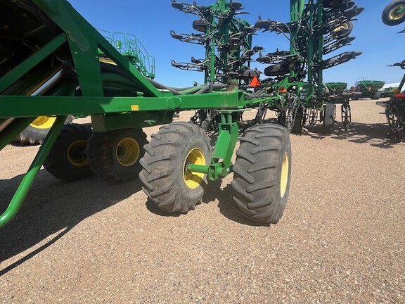 Used 2012 John Deere 1870 Air Drills and Seeders at Horizon Ag & Turf in Lloydminster, AB - Photo10