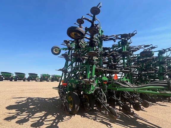 Used 2012 John Deere 1870 Air Drills and Seeders at Horizon Ag & Turf in Lloydminster, AB - Photo19