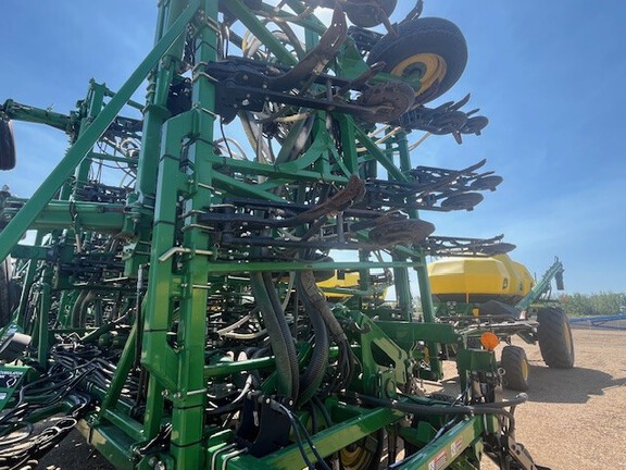 Used 2012 John Deere 1870 Air Drills and Seeders at Horizon Ag & Turf in Lloydminster, AB - Photo22