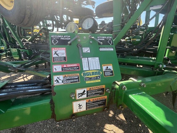Used 2012 John Deere 1870 Air Drills and Seeders at Horizon Ag & Turf in Lloydminster, AB - Photo26