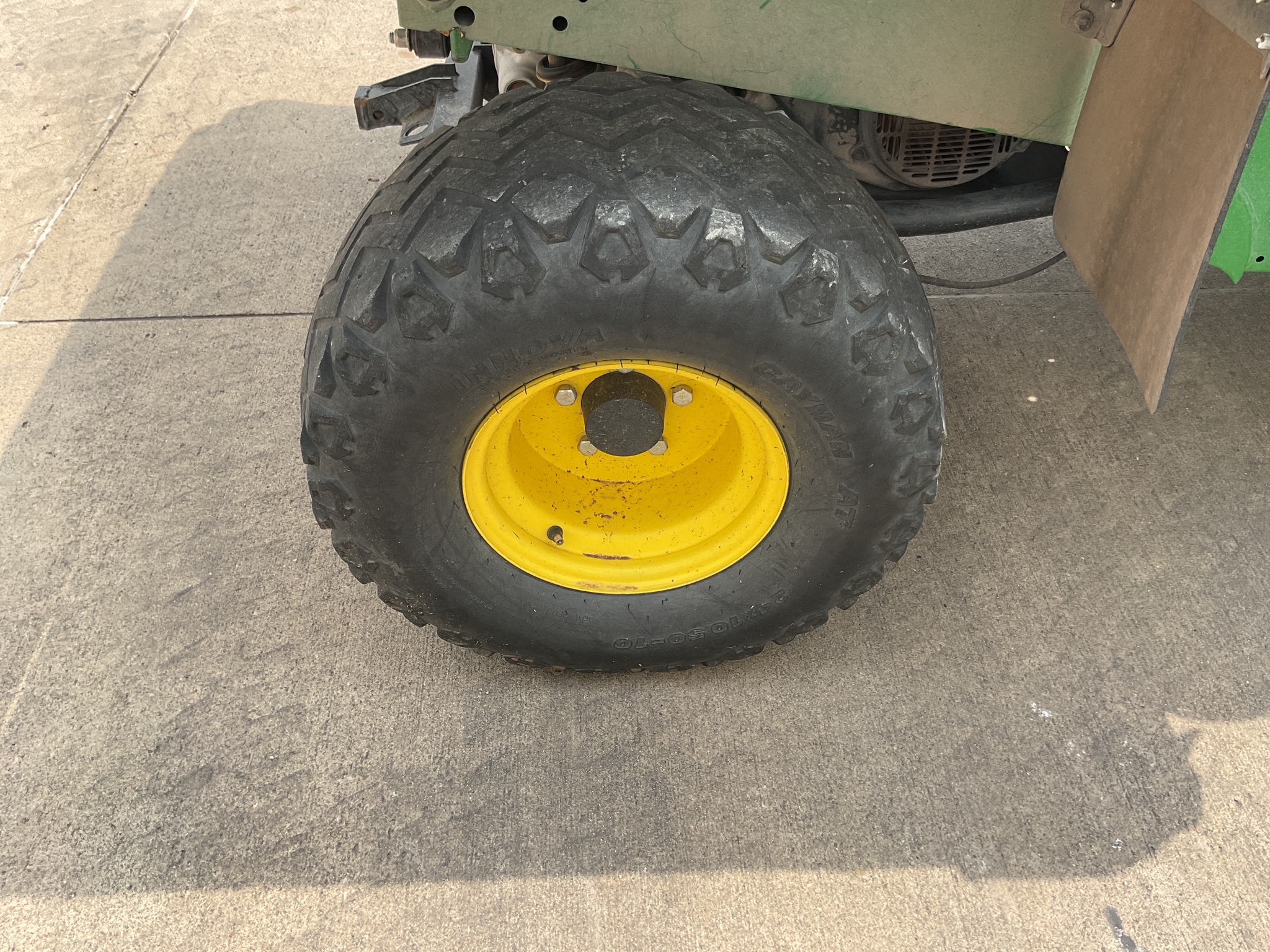 2018 John Deere TURF TX 4X2 Image 12