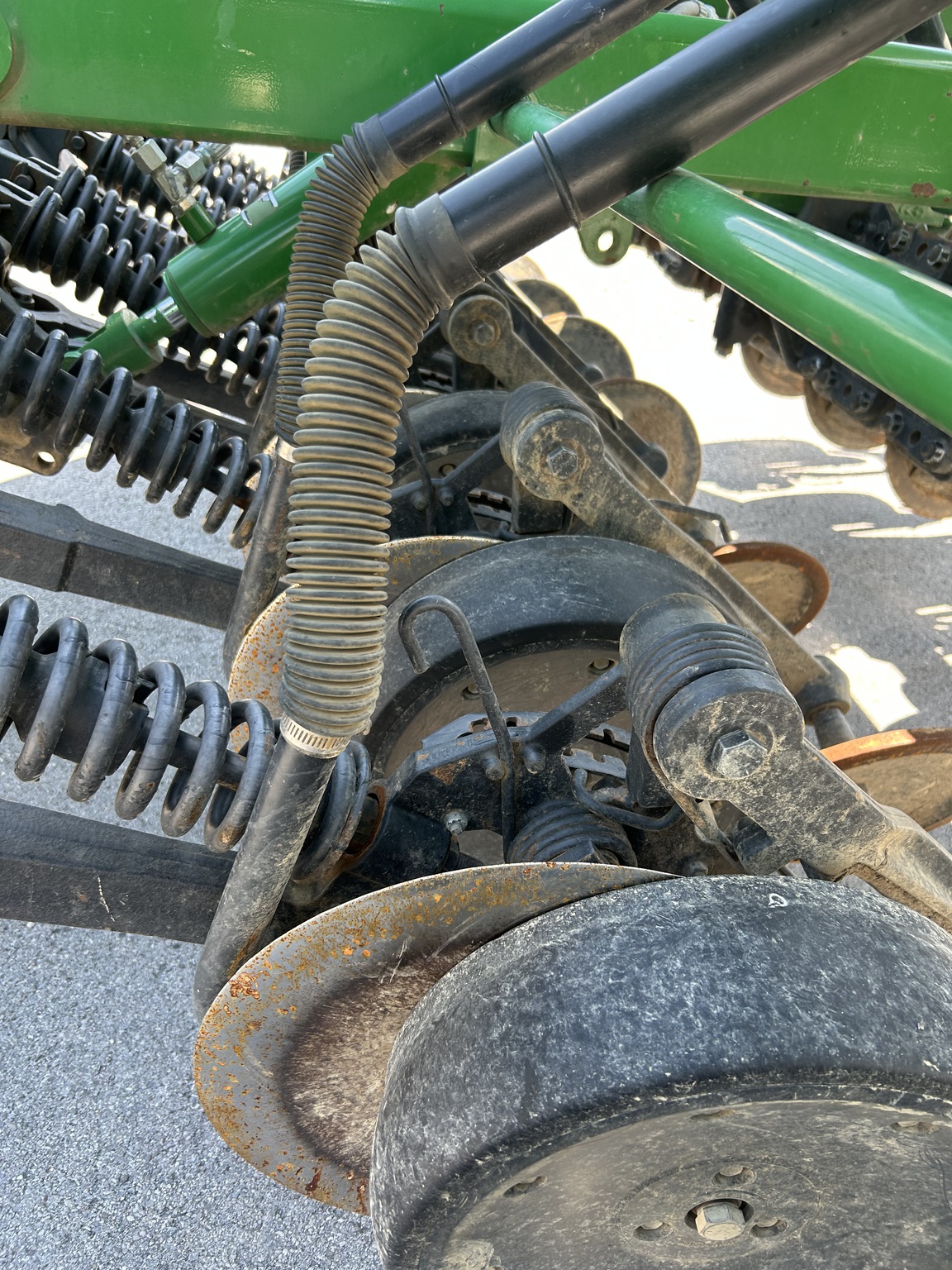 2015 John Deere 1590 Image 14
