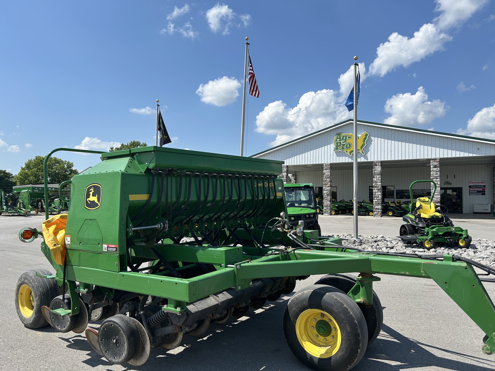 2015 John Deere 1590 Image 3