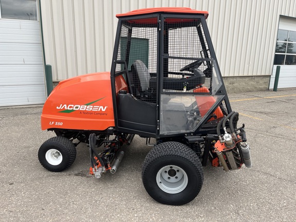 Used 2015 Jacobsen LF-550 Fairway Mowers at Horizon Ag & Turf in Edmonton West, AB - Photo2