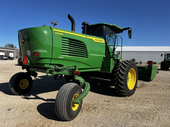 2024 John Deere W235R - Photo3
