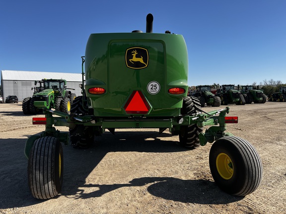 2024 John Deere W235R - Photo4