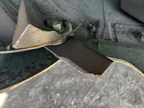 2024 John Deere W235R - Photo30