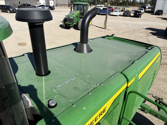 2024 John Deere W235R - Photo34