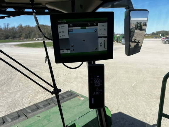 2024 John Deere W235R - Photo41