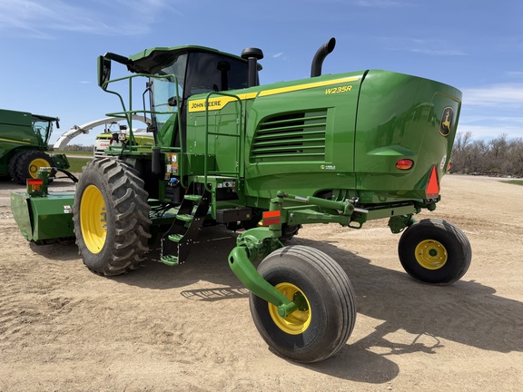 2024 John Deere W235R - Photo5