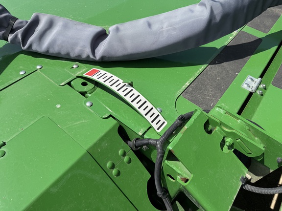 2024 John Deere W235R - Photo26