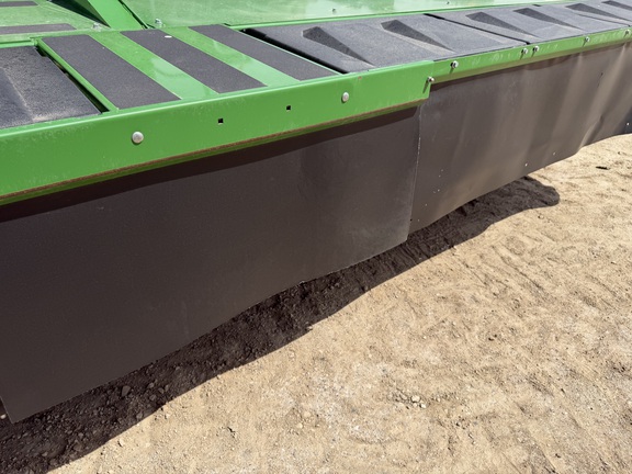 2024 John Deere W235R - Photo28