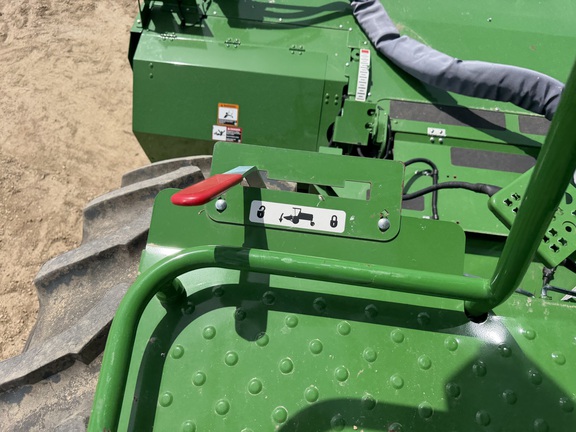 2024 John Deere W235R - Photo38