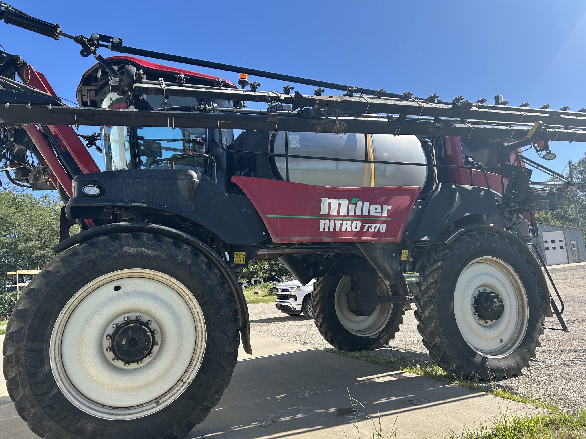 2022 Miller Nitro 7370 Image 2
