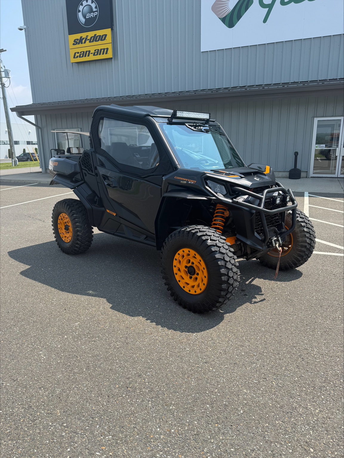 2021 Can-Am Commander 1000 XT-P Image 1
