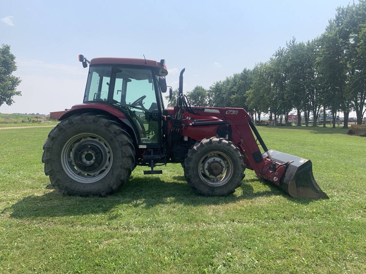 2011 Case IH Farmall 95 Image 6