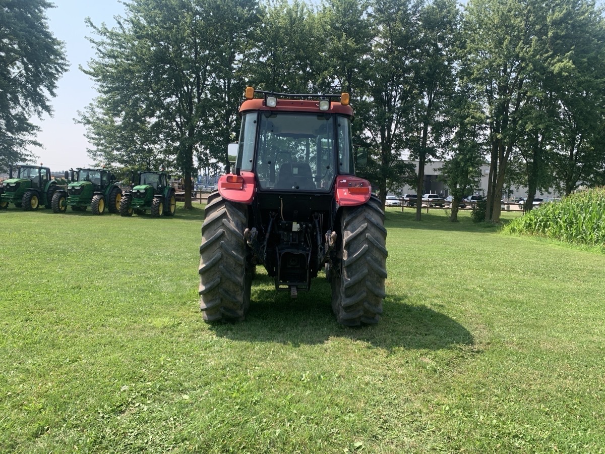 2011 Case IH Farmall 95 Image 4
