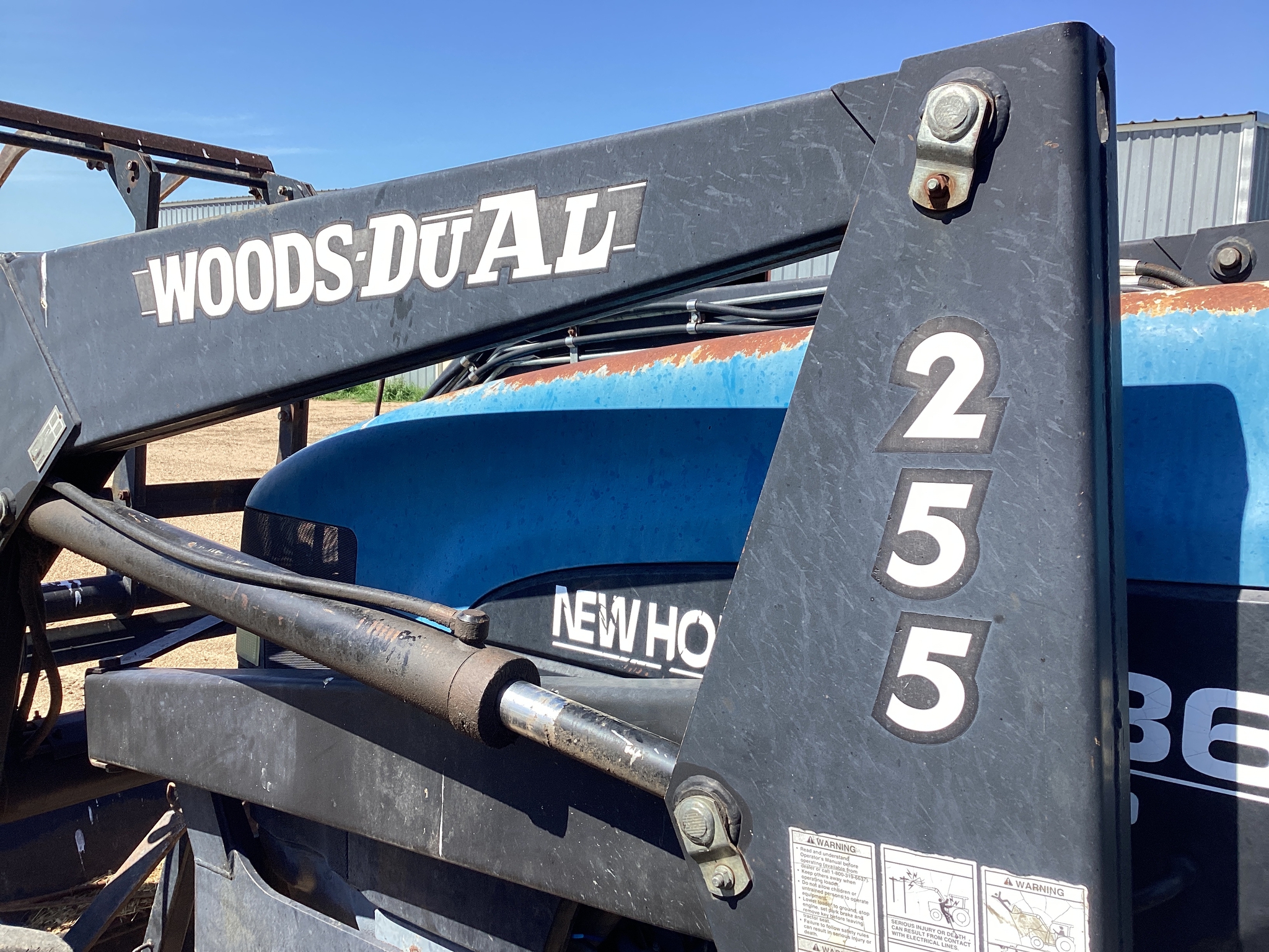 1997 New Holland 8360 Image 3