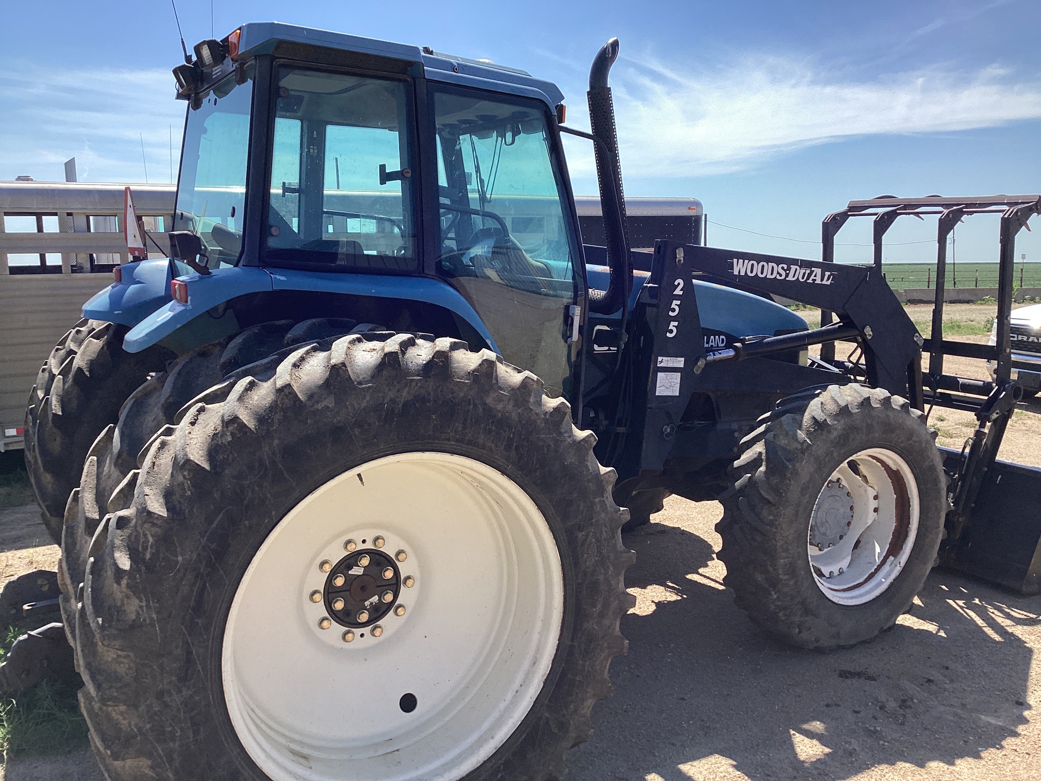 1997 New Holland 8360 Image 6
