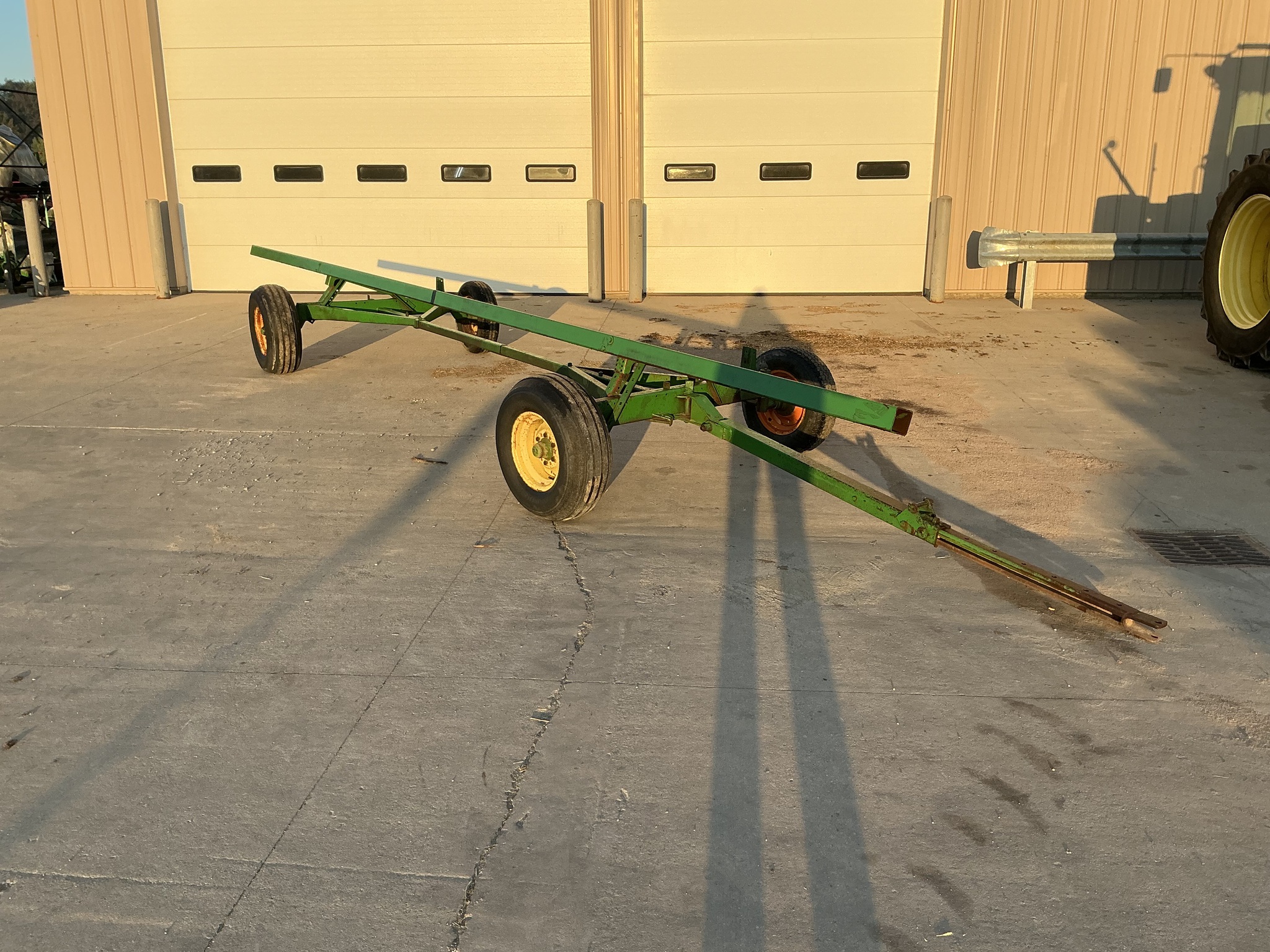 John Deere 25' Image 1