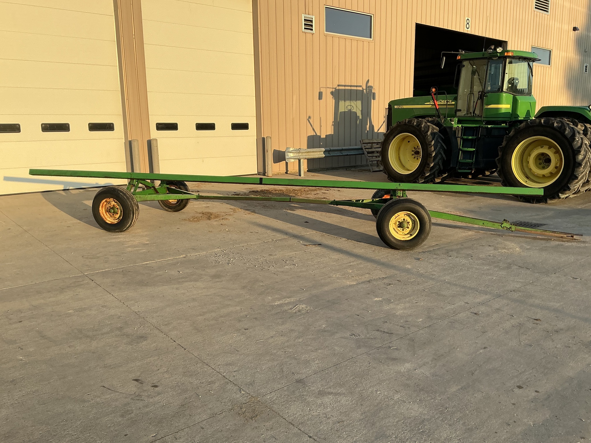 John Deere 25' Image 8