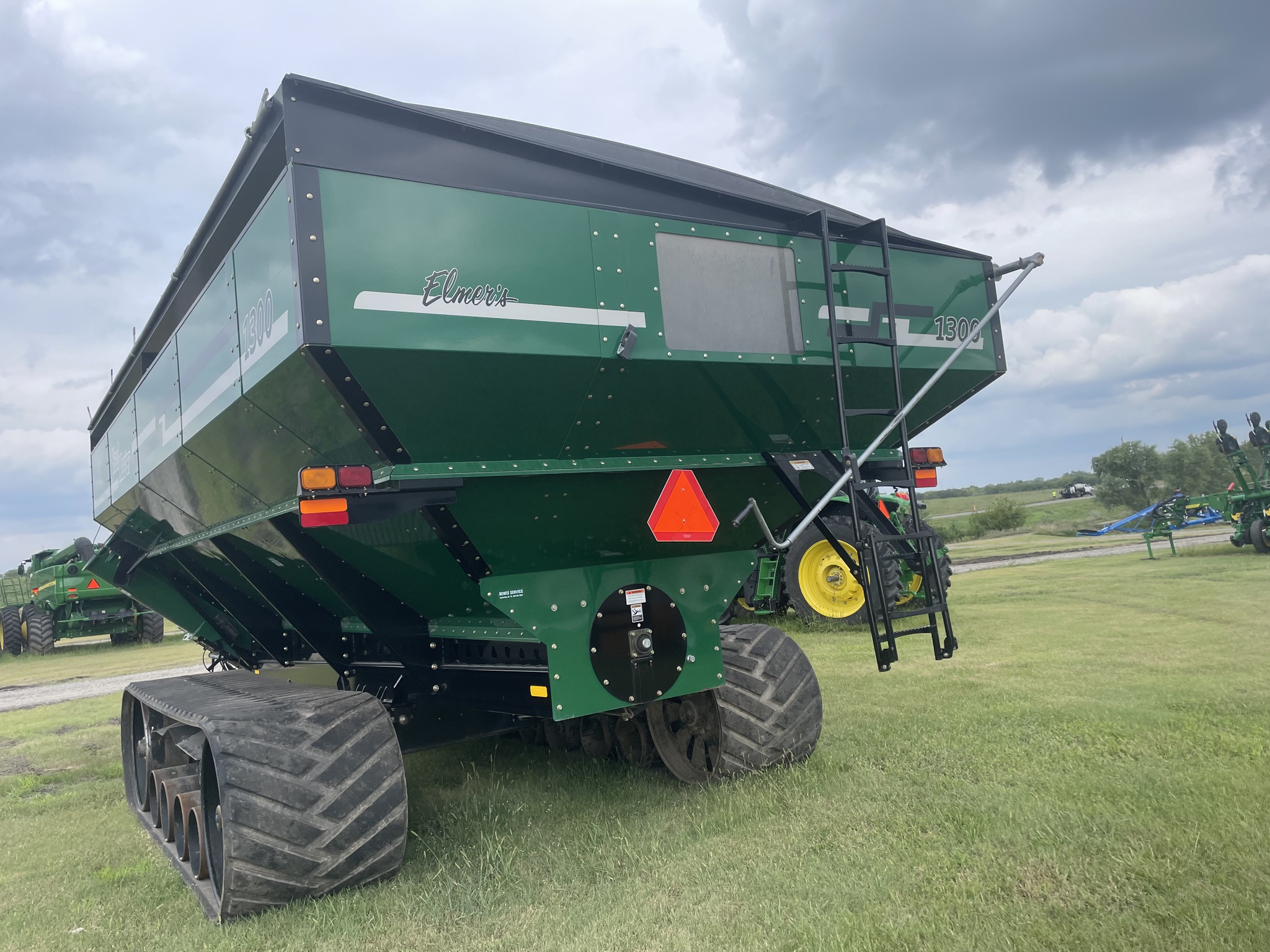 2016 Elmers HM1300 Image 9