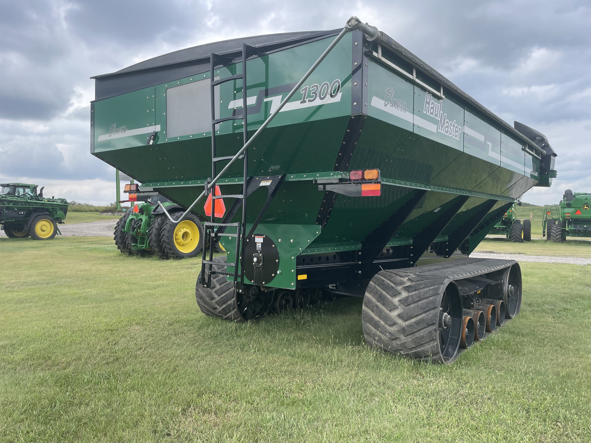 2016 Elmers HM1300 Image 11