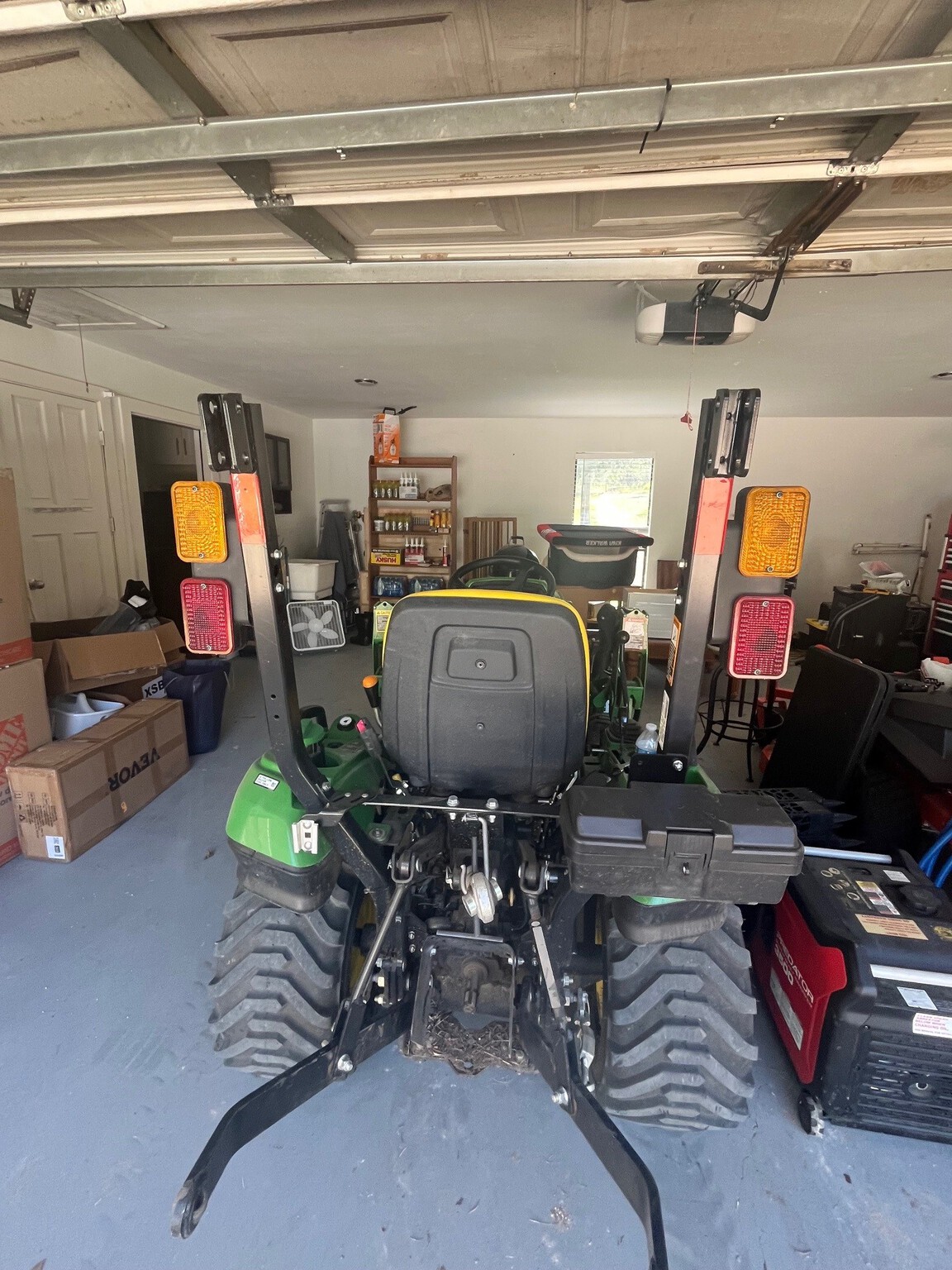 2024 John Deere 1023E Image 6